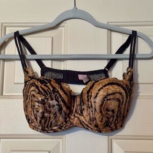 VICTORIAS SECRET Bra - Excellent Condition